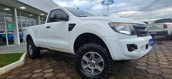 FORD RANGER 2.2 XL 4X4 CS 16V DIESEL 2P MANUAL